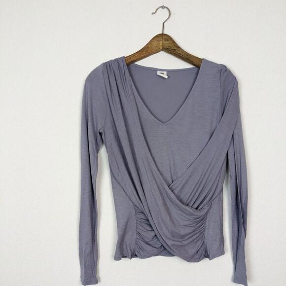 Anthro Akemi + Kin Lavender Grey Cross Drape Ruched Long Sleeve Top Size S - Picture 3 of 9
